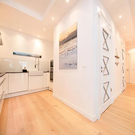 Claire Meerzeit Apartamento