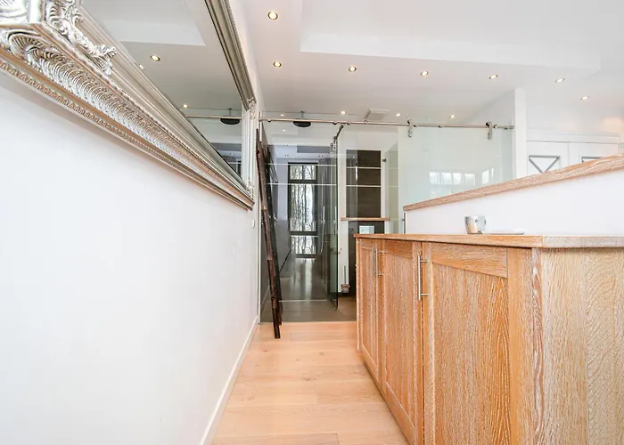 Claire Meerzeit * Sellin (Rugen)